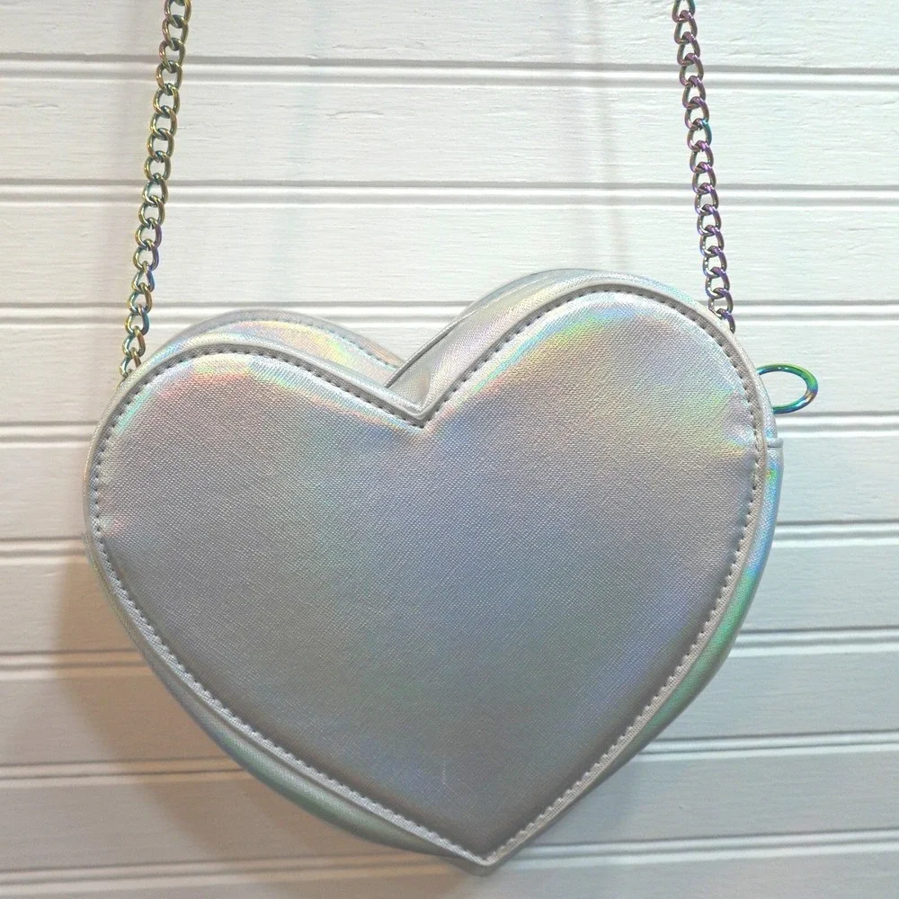 Monster High Heart Crossbody Purse Silver Metallic Costume‎ Chain Adjustable Bag